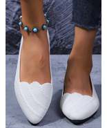 Scalloped Edge Pointed Toe Loafers - $44.89 CAD