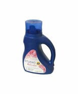 Tide Studio Delicates Laundry Detergent HE Gentle 40 oz, 25 Loads - $721.37 MXN