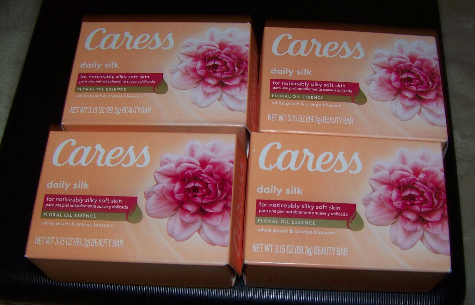 Primary image for caress/ lot of {4}/ {bar-bath soaps}