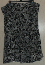 New Womens Cj Banks Black W/ White Floral Print Lined Full Skirt Size 20W - $28.01