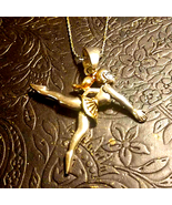 Beautiful silver vintage ballerina necklace - $387.91 MXN