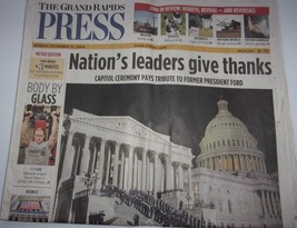 Vtg Grand Rapids Press Capitol Ceremony Pay trbute To President Ford Dec 2006 - £3.18 GBP