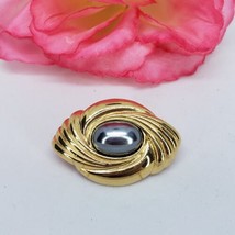 Vintage Unsigned Gold Tone Gray Faux Pearl Cabochon Brooch or Pendant Pin - £11.82 GBP