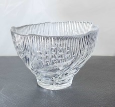 Vintage Finnish Crystal Glass Candle Holder Votive Leaf Design 5.5&quot; Great Cond - £22.33 GBP