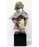 Lladro Signed San Isidro Sculpture 1990 Maggie Girl with Apple Ltd. Edition - $1,084.02 CAD