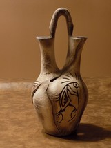 Native American Navajo Ceramic Kokopelli Cave Art Hand Carved Symbols Urn Vase - £46.44 GBP