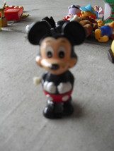 Vintage 1970s TOMY Mickey Mouse Wind-up Figurine 3 1/4&quot; Tall - £13.37 GBP