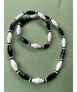 Vintage Alternating Black &amp; White Barrel &amp; Disk Lucite Plastic Bead Neck... - £10.29 GBP