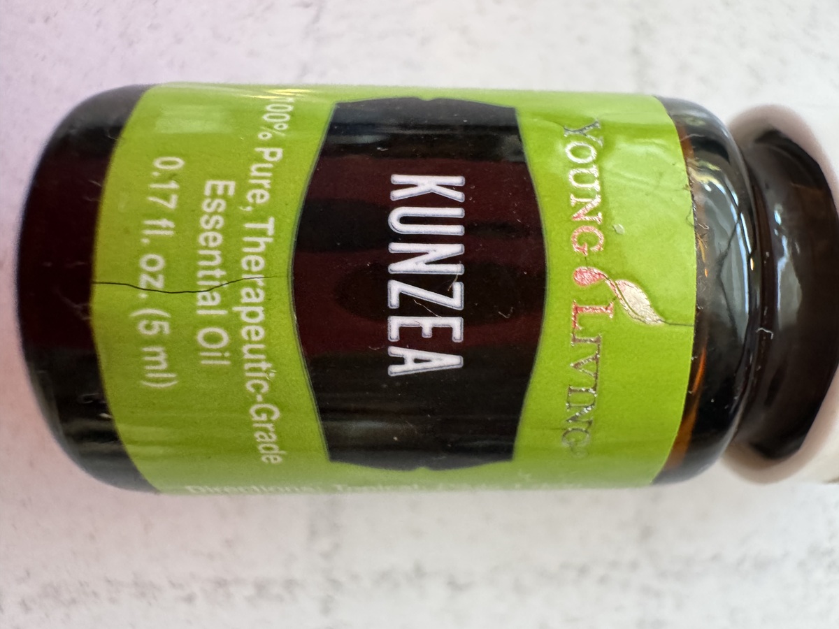 YOUNG LIVING Kunzea Essential Oil 5 ML Item image 2