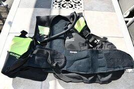 US Divers cousteau BCD Black Scuba Diving Jacket Size MEDIUM 516c3 - $1,464.08 MXN