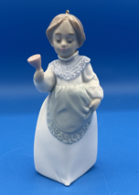  Lladro Porcelain Christmas Ornament Figurine #5939 Mrs Santa Claus. 1992 - $18.59
