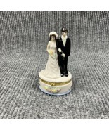 VTG Wedding Bride Groom Floral Porcelain Keepsake 5.5” Trinket Box Hinge... - £16.47 GBP