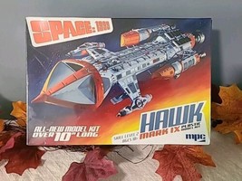 MPC 1/72 Space 1999 Hawk Mark IX MPC881 Model Kit Skill Level 2 - £23.70 GBP