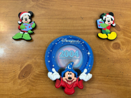 Disney Mickey &amp; Minnie Refrigetor Magnets - 2004 Picture Holder &amp; 2 Christmas - £15.94 GBP