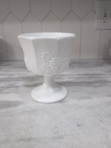 Indiana Colony Milk Glass Harvest Grape Large Pedestal Compote - £15.66 GBP