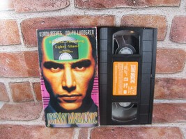 Johnny Mnemonic (VHS, 1995) Keanu Reeves Sci-Fi Black Tape - £7.41 GBP