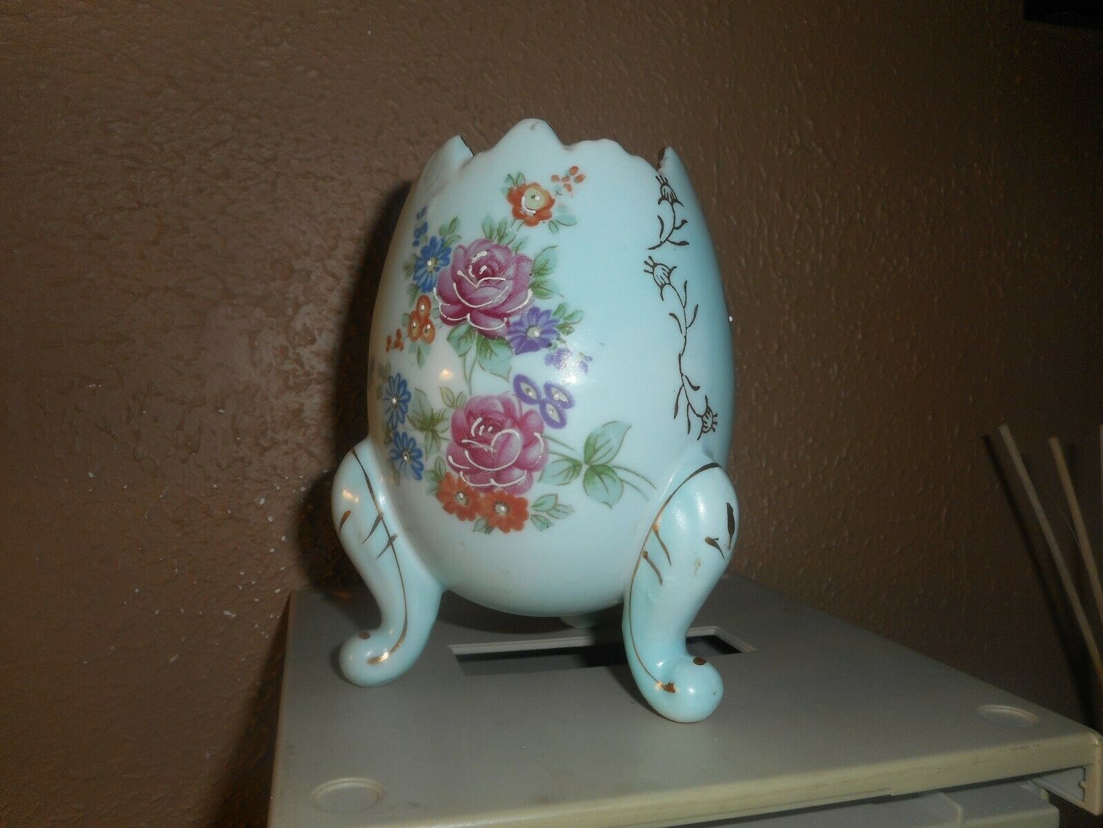 Napco Cracked Egg Glass Vase Light Blue HAND PAINTED ROSES Vintage 1961 5 1/4" - $18.99
