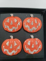Tahari Halloween Rhinestone Pumpkin Napkin Rings Set Of 4 - £26.89 GBP