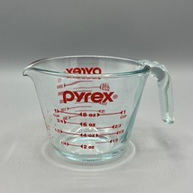 Pyrex 1 Cup/8 oz/250ml Measuring Cup Clear Glass Red Lettering Open Handle - $14.84