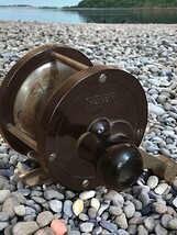 Fishing Reel Huron 100 Utica NY USA Vtg  Spins Signs Of Age Crank Reel A... - £17.69 GBP