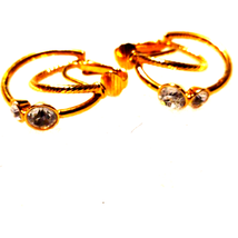 Vintage gold and rhinestone clip on earrings~absolutely lovely - £16.33 GBP