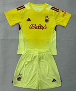 Nottingham Forest GK Goalkeeper Yellow Shirt 2025/26 Kids Kit - $35.00