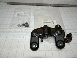 BMW 54 37 7 183 318 Retainer Latch for Convertible Top Apron Right RH  OEM NOS - $117.05