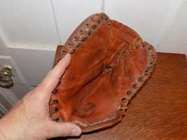 Vintage JC Higgins Sears and Roebuck &amp; Co First Basemen Glove - $823.64 MXN