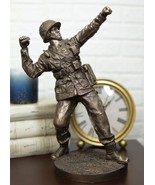 Assault War Military Staff Sergeant Squad Commander Throwing Grenade Statue - £66.06 GBP