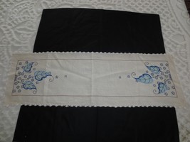 Vtg. Blue Tinted LEAF EMBROIDERED Linen RUNNER w/Crocheted Edge - 42&quot; x 14&quot; - $12.00