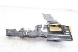 10-16 MERCEDES-BENZ E350 Front Left Door Handle Bracket F522 image 3