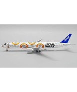 ANA Boeing 777-300ER JA789A Star Wars BB-8 JC Wings EW4773005 Scale 1:400 - $1,180.28 MXN