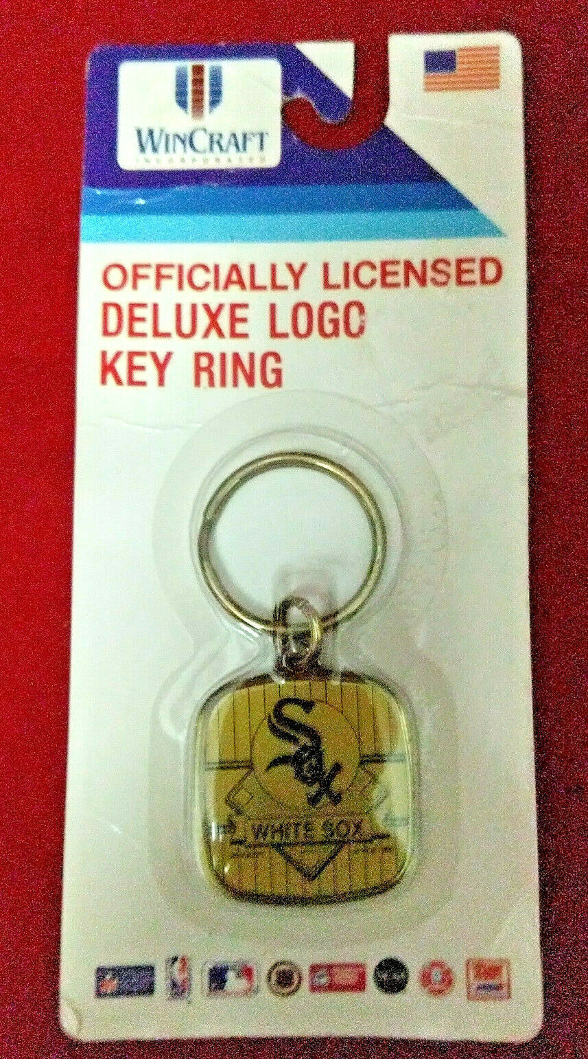 Vintage 1990 Wincraft White Sox Officially Licensed Deluxe Logo Keychain NIP - $7.84