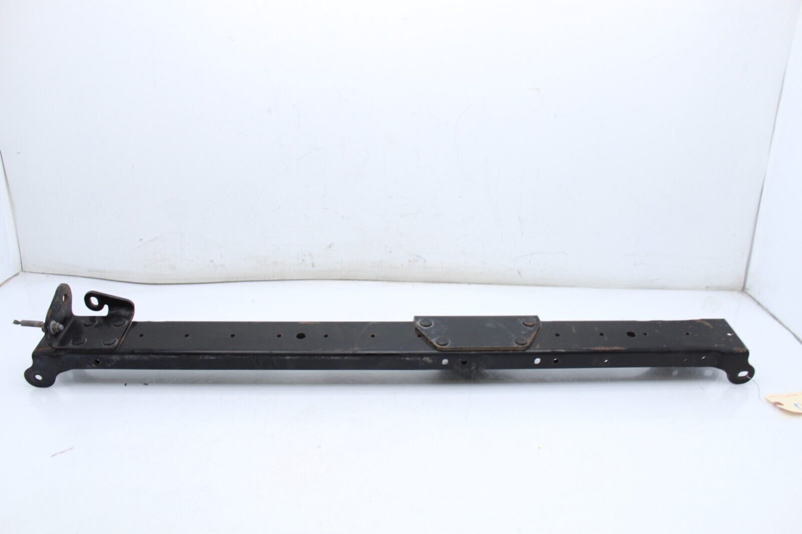 Primary image for 2013 FREIGHTLINER CASCADIA 125 DD15 RADIATOR MOUNT BRACKET Q9004