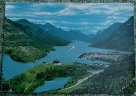 Vintage Color Photo Postcard, Waterton Lakes Alberta Canada, VERY GOOD COND - £2.33 GBP