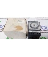 Flash D72HR 24hr Analogue Timer Relay 250VAC Flash Micromat T55 New - $3,366.02 MXN