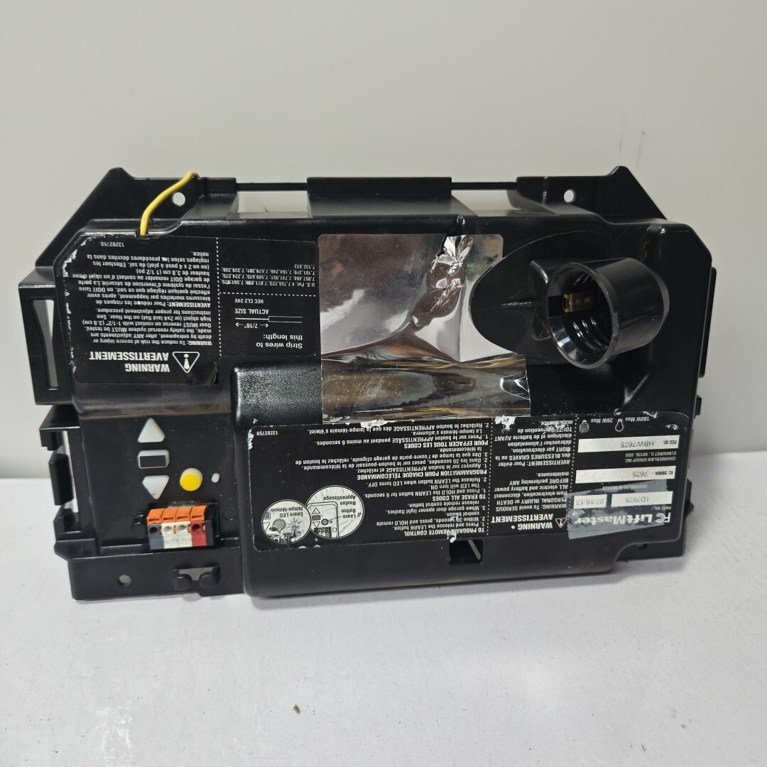 Chamberlain 1D7675 Garage Door Receiver Logic Board Yellow Learn Button - $58.00