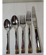 Wedgwood Golden Oberon place set setting fork spoon knife 18/10 stainles... - $1,655.33 MXN