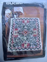 Vintage Bucilla Latch Hook Rug or Wall Hanging Kit Baltimore Album Floral Quilt - £47.20 GBP