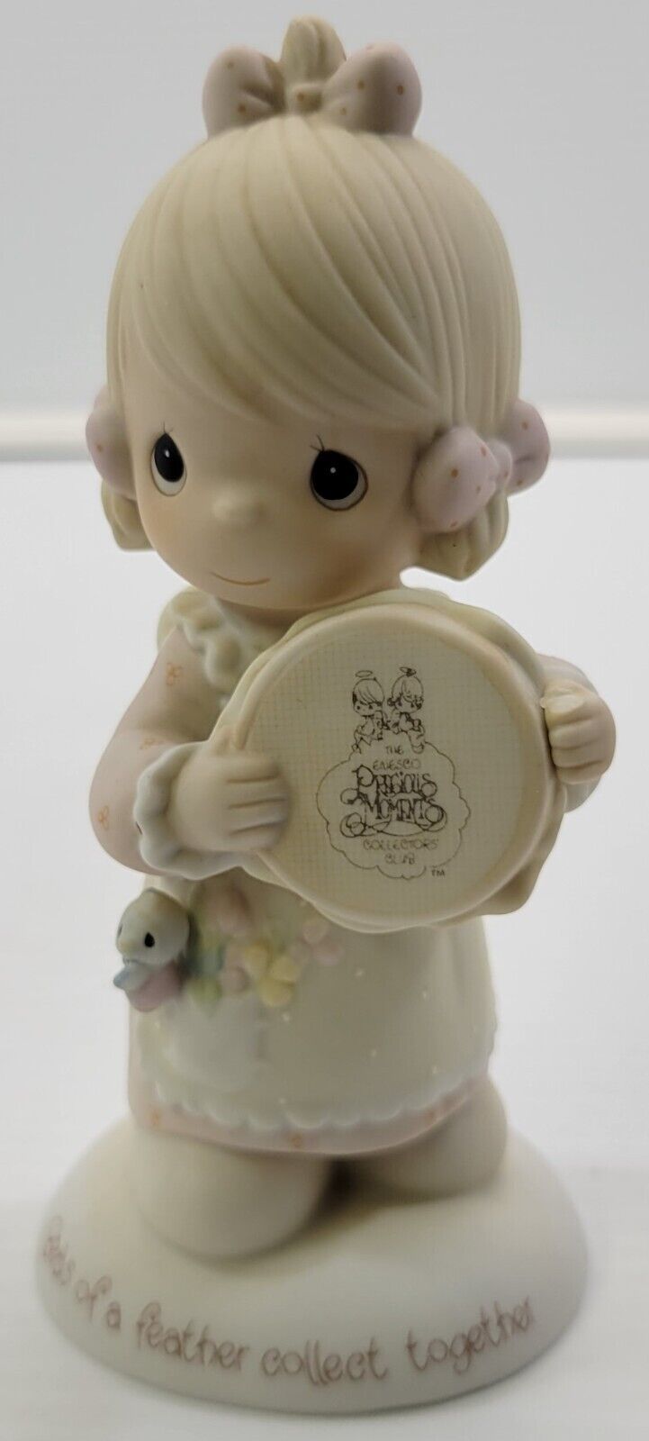 THE ENESCO プレシャスモーメント Skating Pond 陶器 Mid 20th Century Blue & White Rose Chintz Ware Enesco, Japan