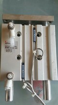 SMC MGPL32-75 Pneumatic Cylinder MGPL32-75-Z73 fitted with D-Z73 - £175.35 GBP