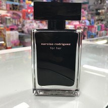 Narciso Rodriguez for her 1.6 fl.oz/ 50 ml eau de toilette spray - £51.15 GBP