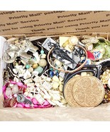 Mixed Jewelry Lot G. 2.4 lbs Mixed Vintage-Modern Wearable, Arts &amp; Craft... - $32.63 CAD