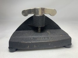 Vintage Single Paper Hole Punch Saber Sales Co. Twirlit Cast Iron Model 401 USA - $16.34