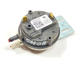 LENNOX ARMSTRONG Honeywell 100658-01 Pressure Switch IS20218-5738 used #... - $23.00