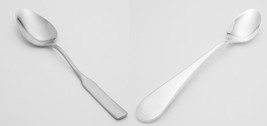 2 5&quot; BABY FEEDER SPOONS REED &amp; BARTON SILVERPLATE &amp; ONEIDA DELUXE STAINLESS - $13.79 CAD