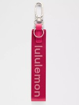 *SAME DAY SHIP* LULULEMON NEVER LOST KEYCHAIN RASPBERRY COULIS/ BRIGHT C... - $1,176.02 MXN
