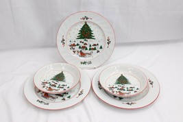 Kopin Christmas Pleasure Dinner Plates And Bowls Lot of 5 Xmas - £30.22 GBP