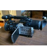 Panasonic AG-DVX100P / Leica Dicomar professional camcorder ASIS - $2,771.40 MXN