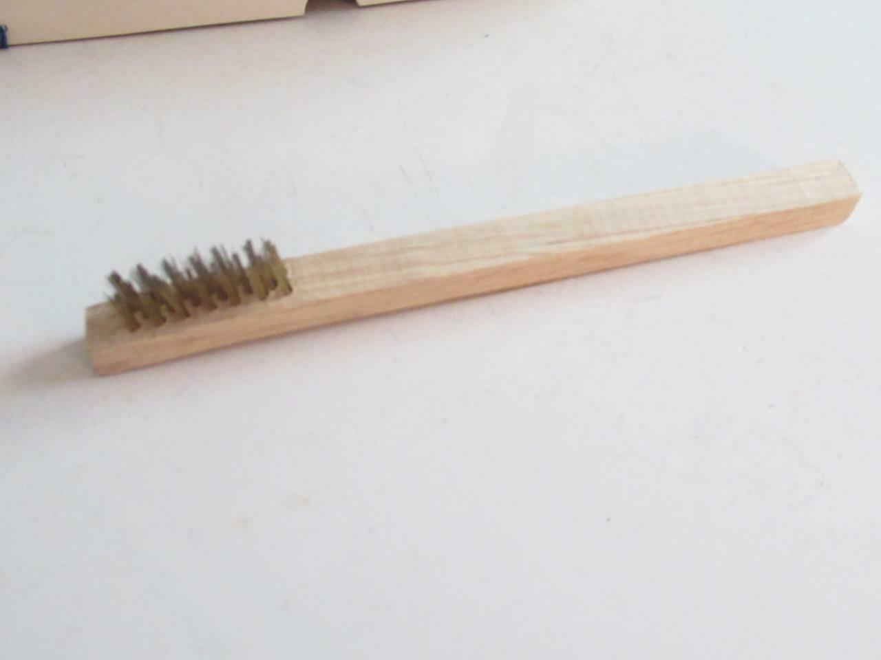 MINI WIRE BRUSH- 3 X 7&quot; - NEW - H32 - $3.03